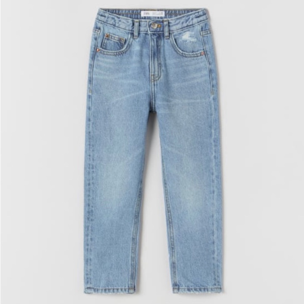 Zara- Mom Fit Jeans